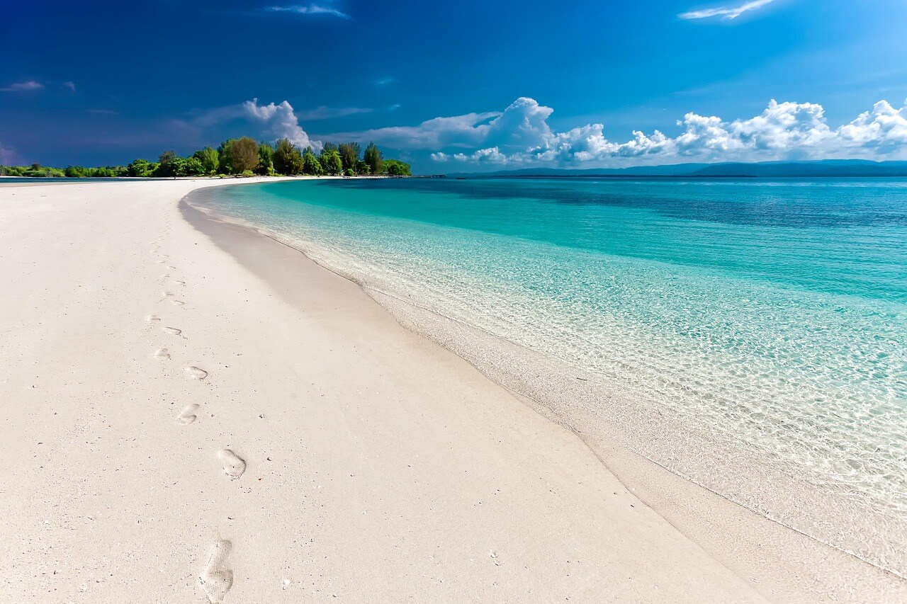Beach Weddings & Ceremonies