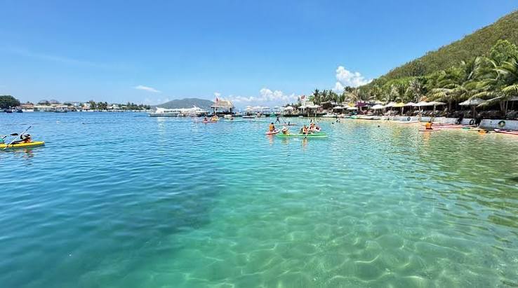 Robinson Island / Robinson Beach